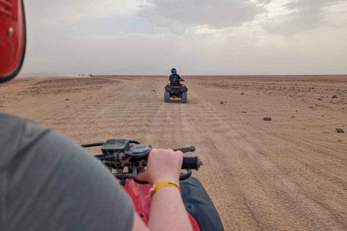 Conduite du quad à Hurghada