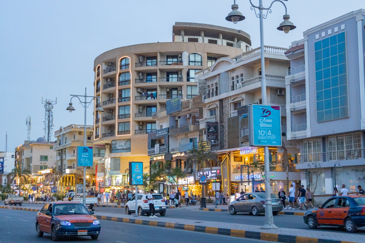 Rue du centre-ville d'Hurghada